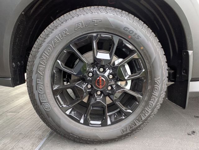 New 2026 Alpine Metallic / Super Black Two-tone Nissan PRO-4X® image 30