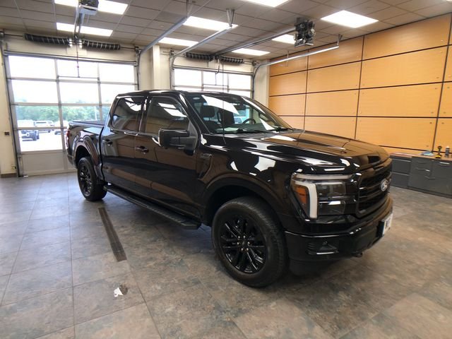 Certified Used 2025 Black Metallic Ford Lariat image 1