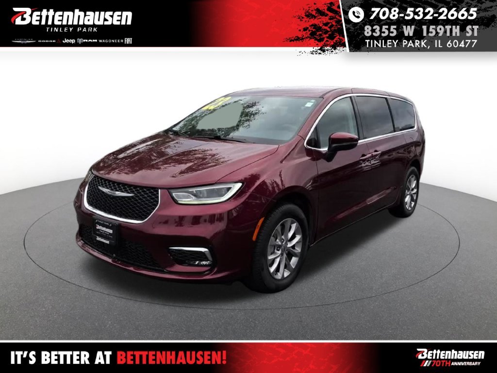 Certified Used 2023 Velvet Chrysler Touring L image 1