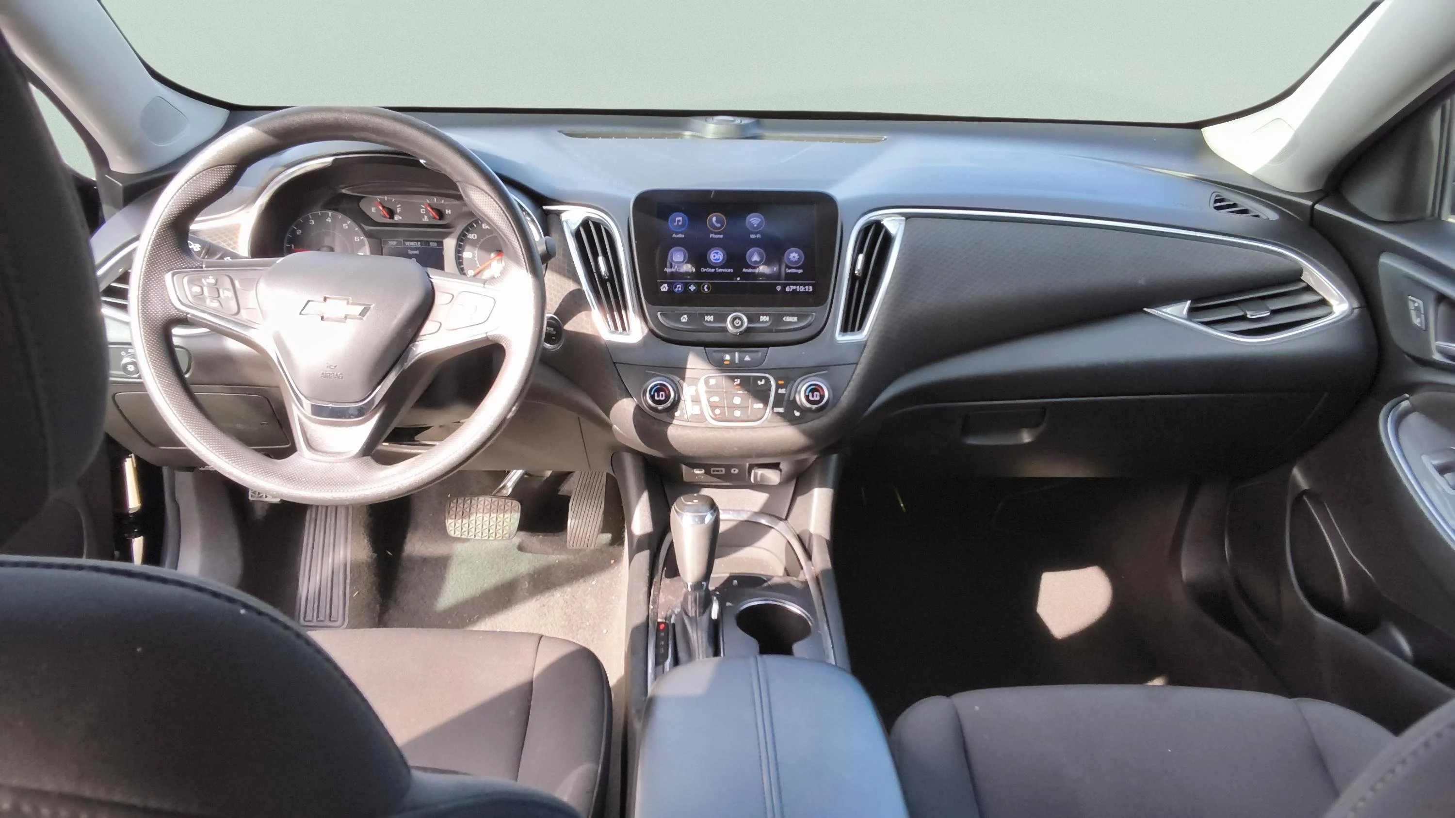 Used 2020 Black Chevrolet LT image 9