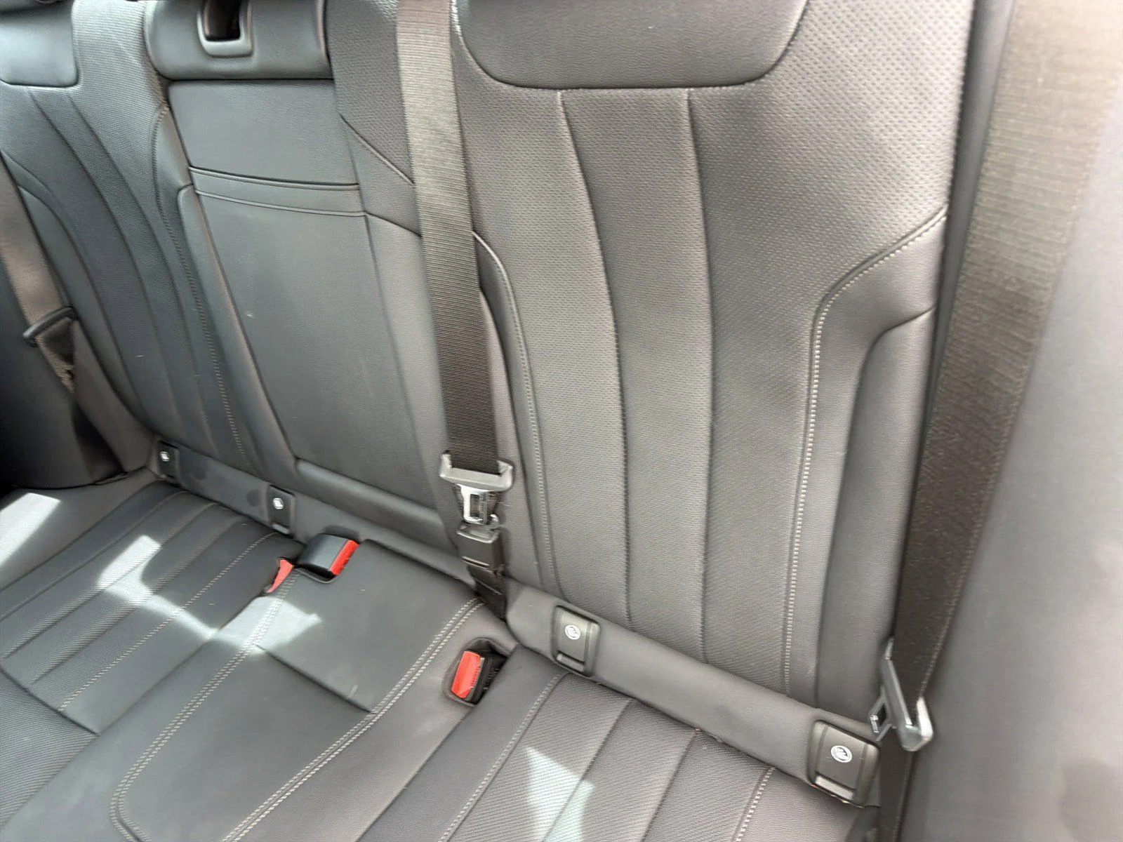 Used 2023 Skyscraper Grey Metallic BMW 540i image 20