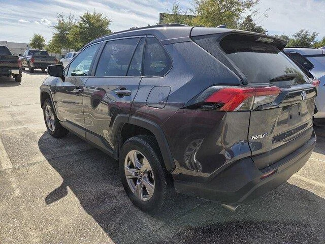 Used 2025 Magnetic Gray Metallic Toyota XLE image 5