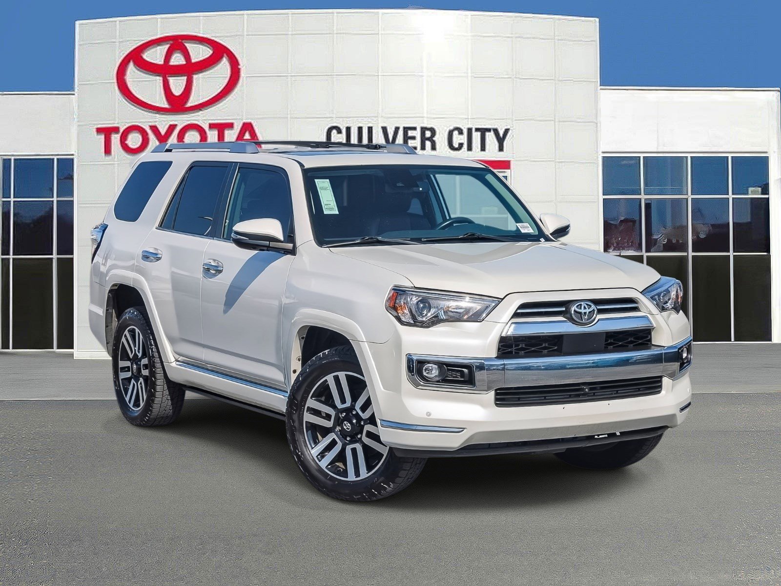 2023 Toyota 4Runner Limited 4WD V6's photo