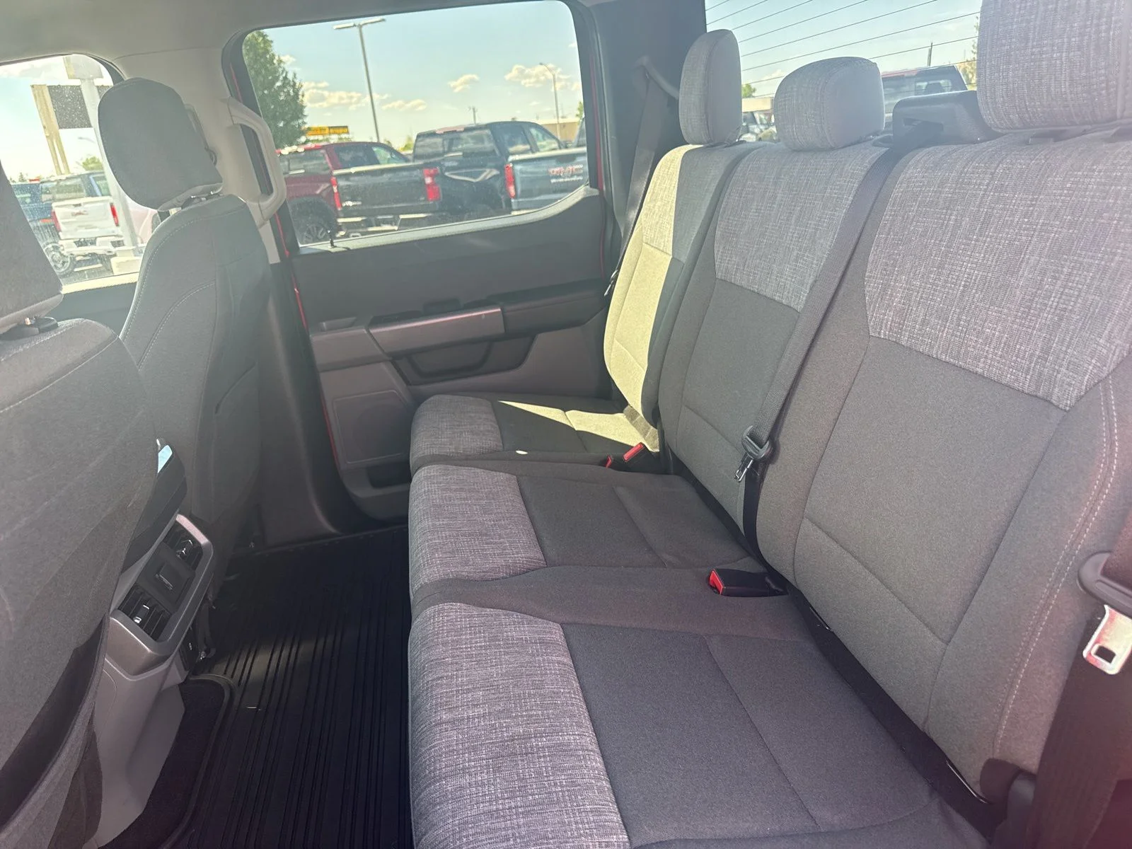 2022 Ford F-150 XLT - Photo 21