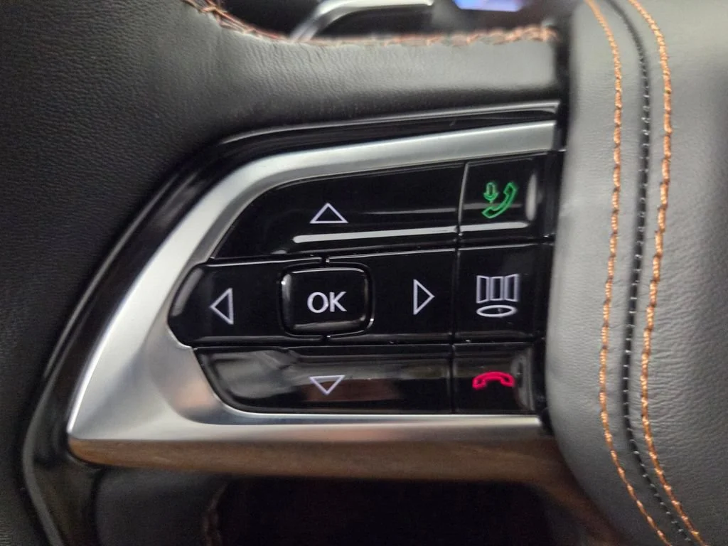 2025 Jeep Grand Cherokee Summit - Photo 17