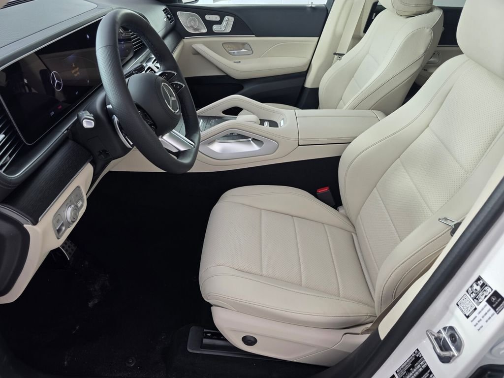 New 2026 Polar White Mercedes-Benz GLS 450 image 5