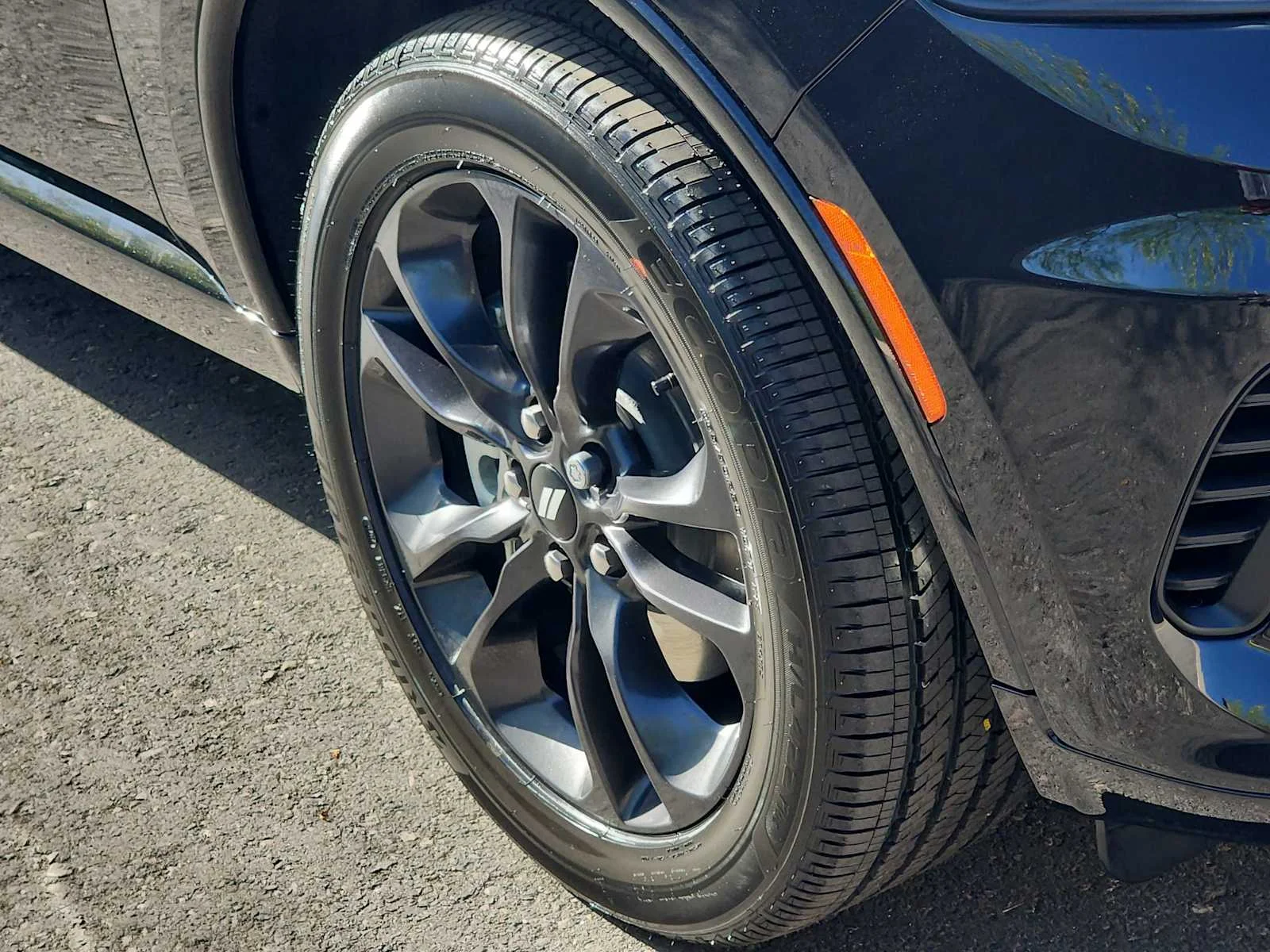 New 2026 Diamond Black Clear-Coat Exterior Paint Dodge GT image 12