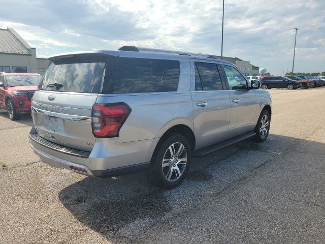 Used 2024 Silver Ford Limited image 25