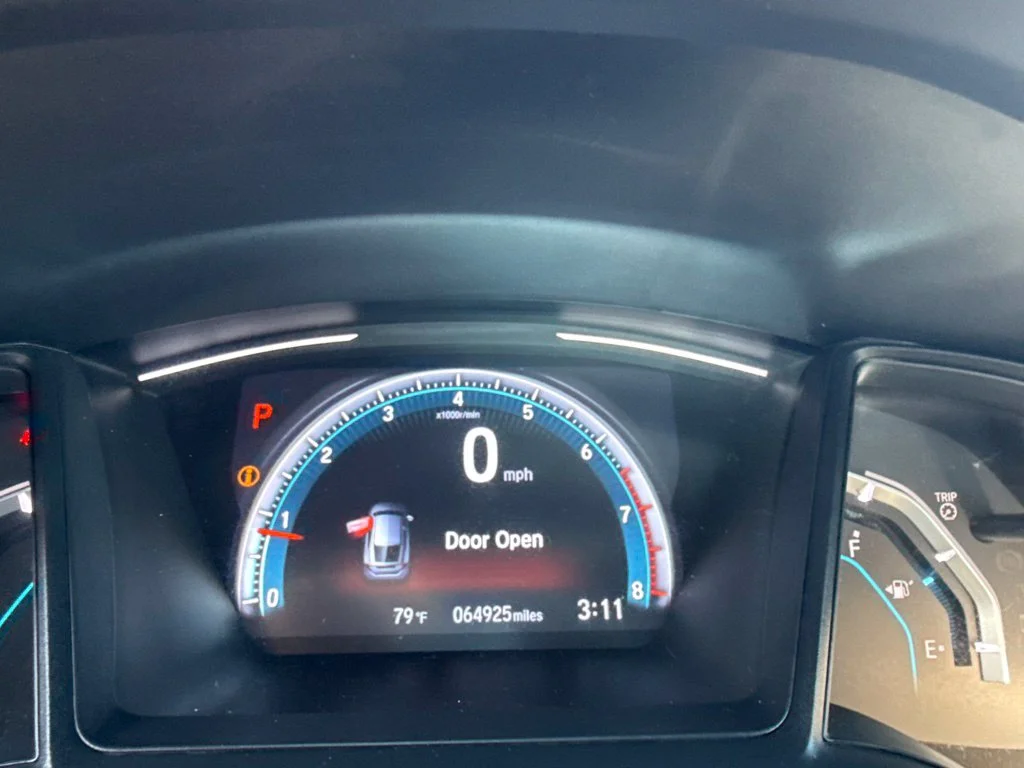 Used 2019 Sonic Gray Pearl Honda LX image 13