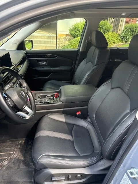 Used 2025 Gray Honda Touring image 5
