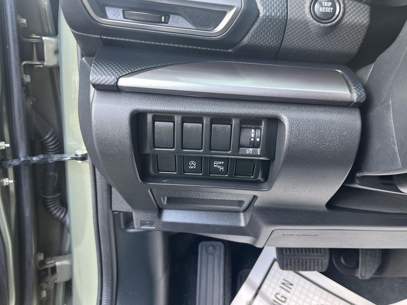 Used 2019 Jasper Green Metallic Subaru Premium image 30