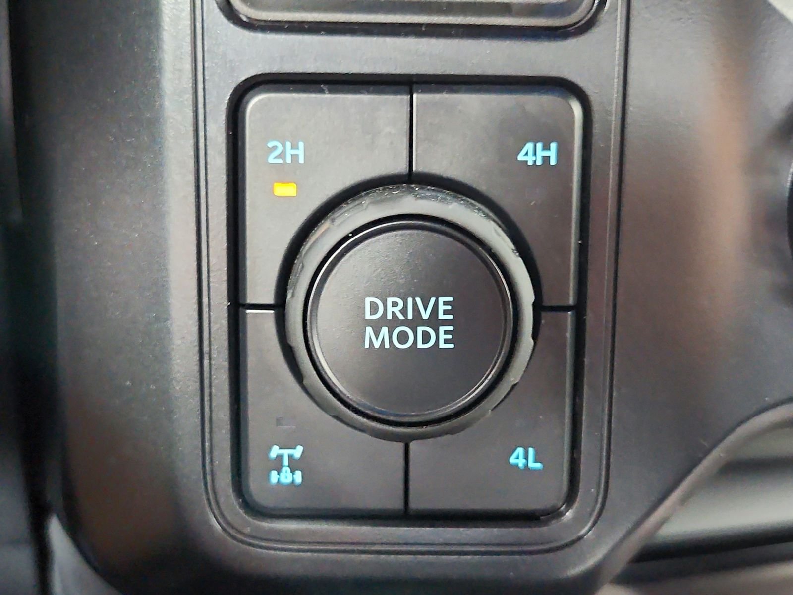 Used 2026 Agate Black Ford Platinum image 27