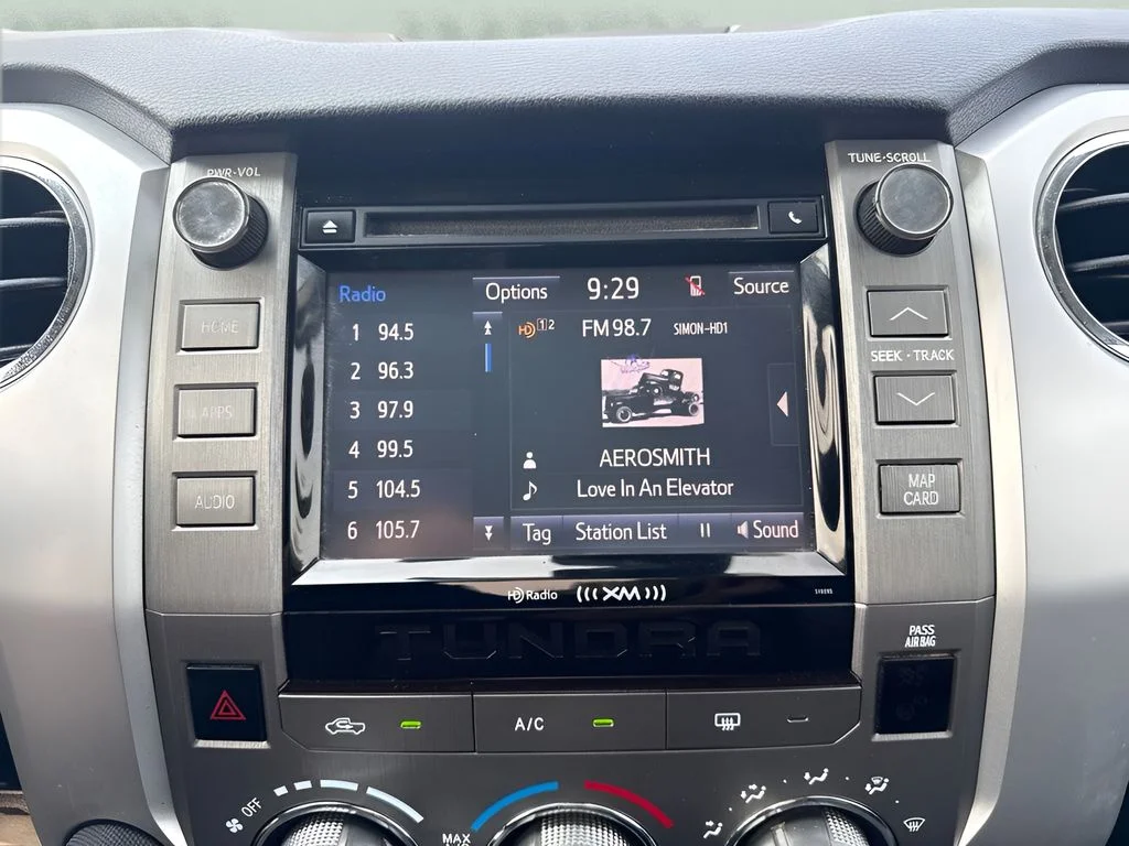 Used 2019 Black Toyota SR5 image 9