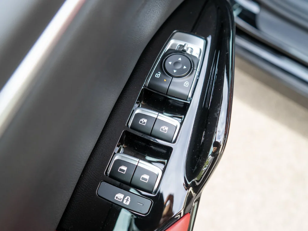 New 2027 Aurora Black Pearl Kia GT-Line image 16