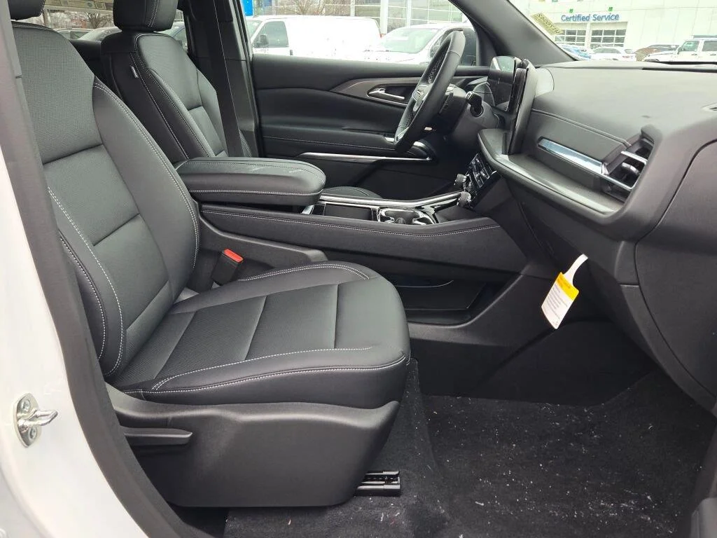 2026 Chevrolet Traverse LT - Photo 6