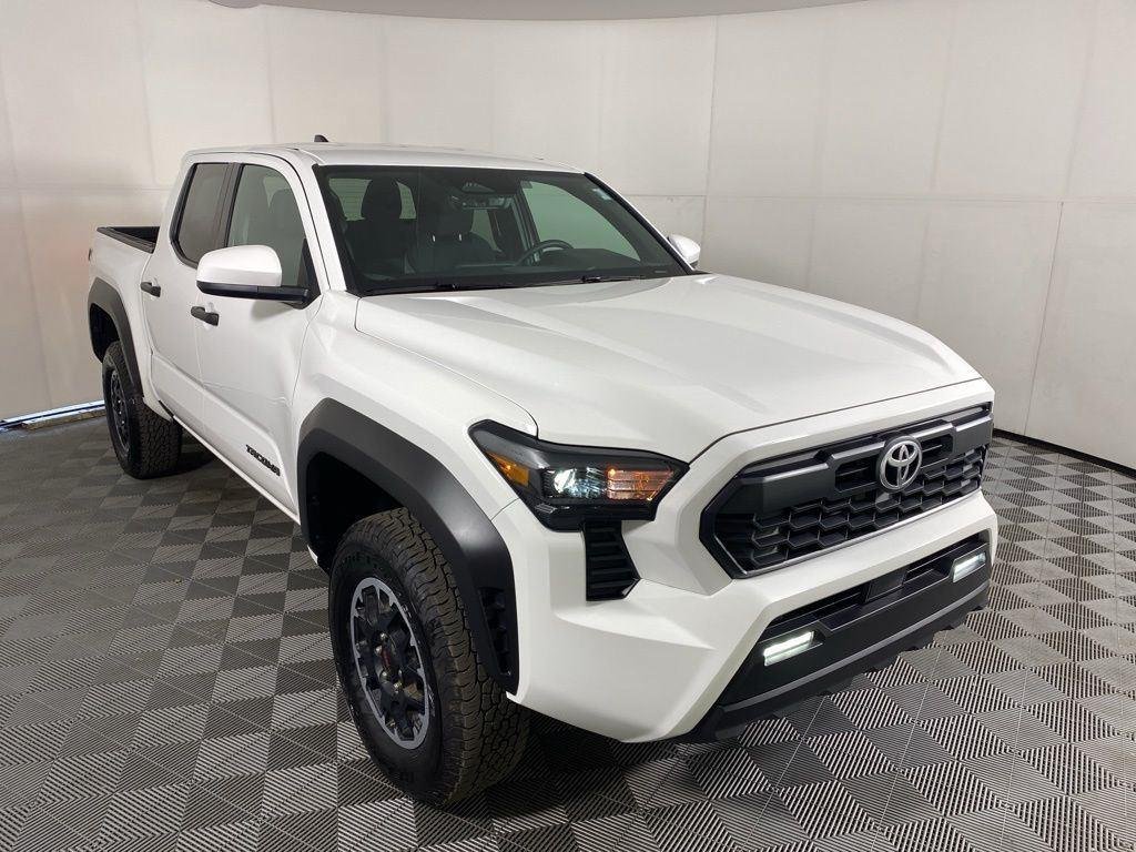 Used 2025 Ice Toyota TRD Off-Road image 17