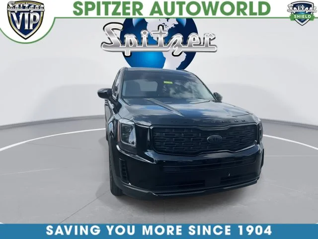 Used 2021 Black Kia EX image 3