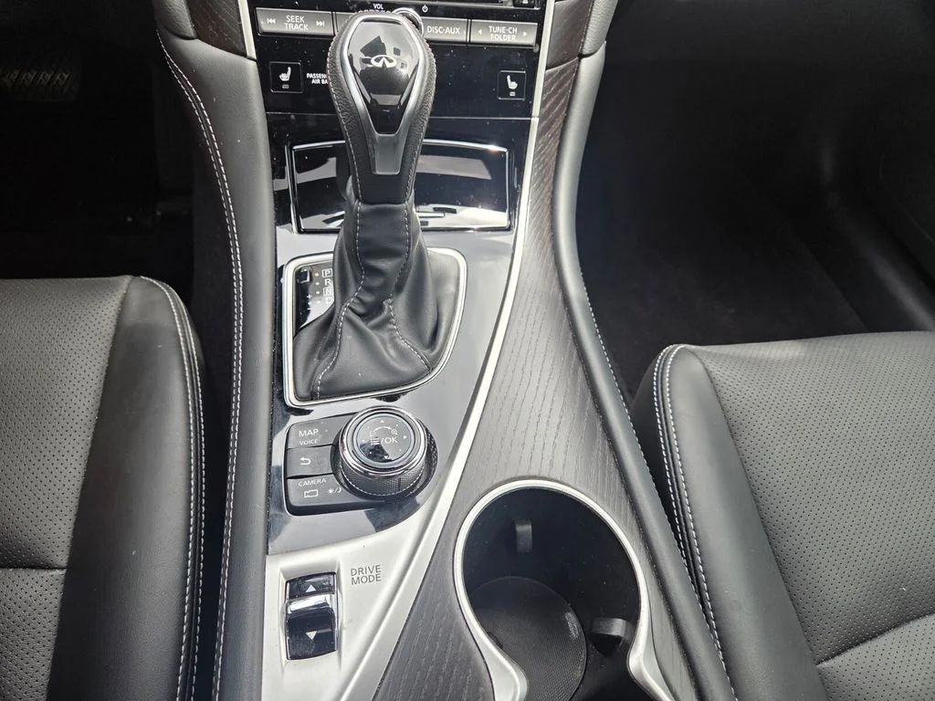 Used 2023 Black INFINITI SENSORY image 17