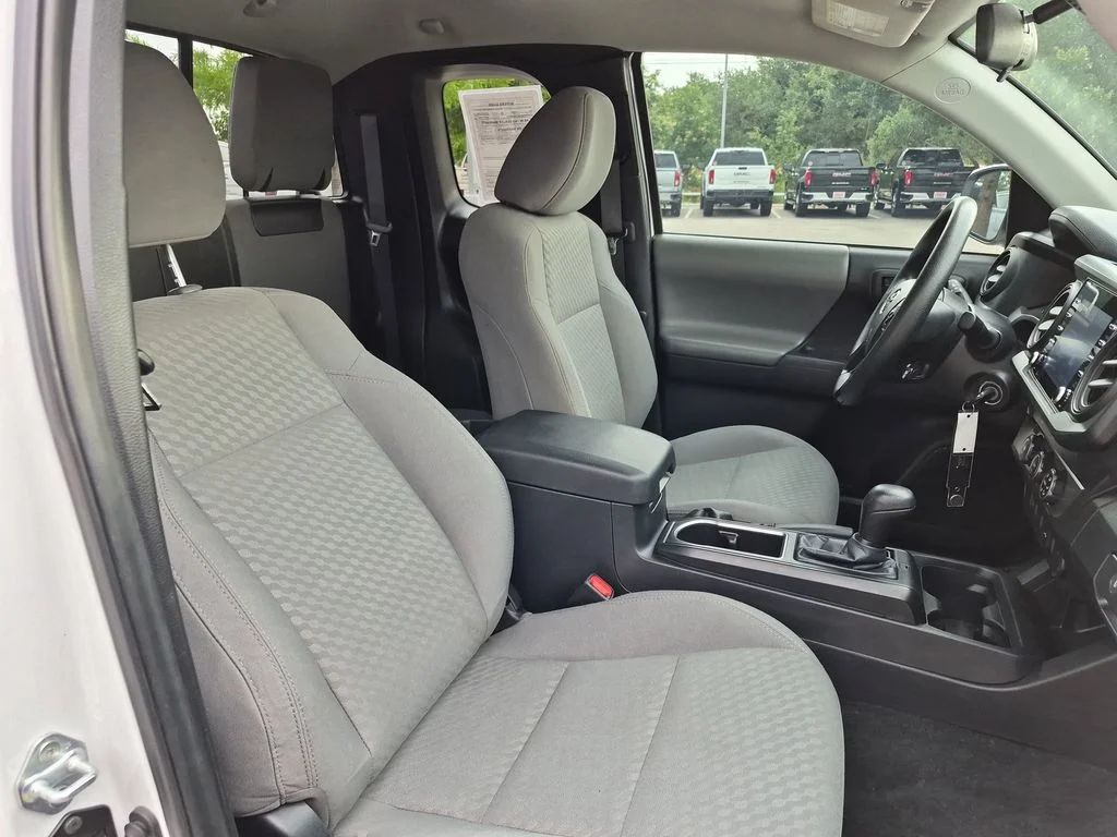 Used 2023 White Toyota SR image 35
