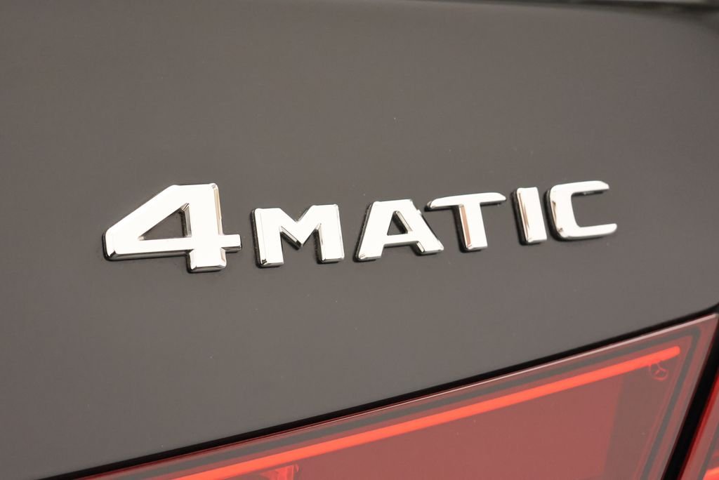 2026 Mercedes-Benz C-Class Sedan C 300 - Photo 11