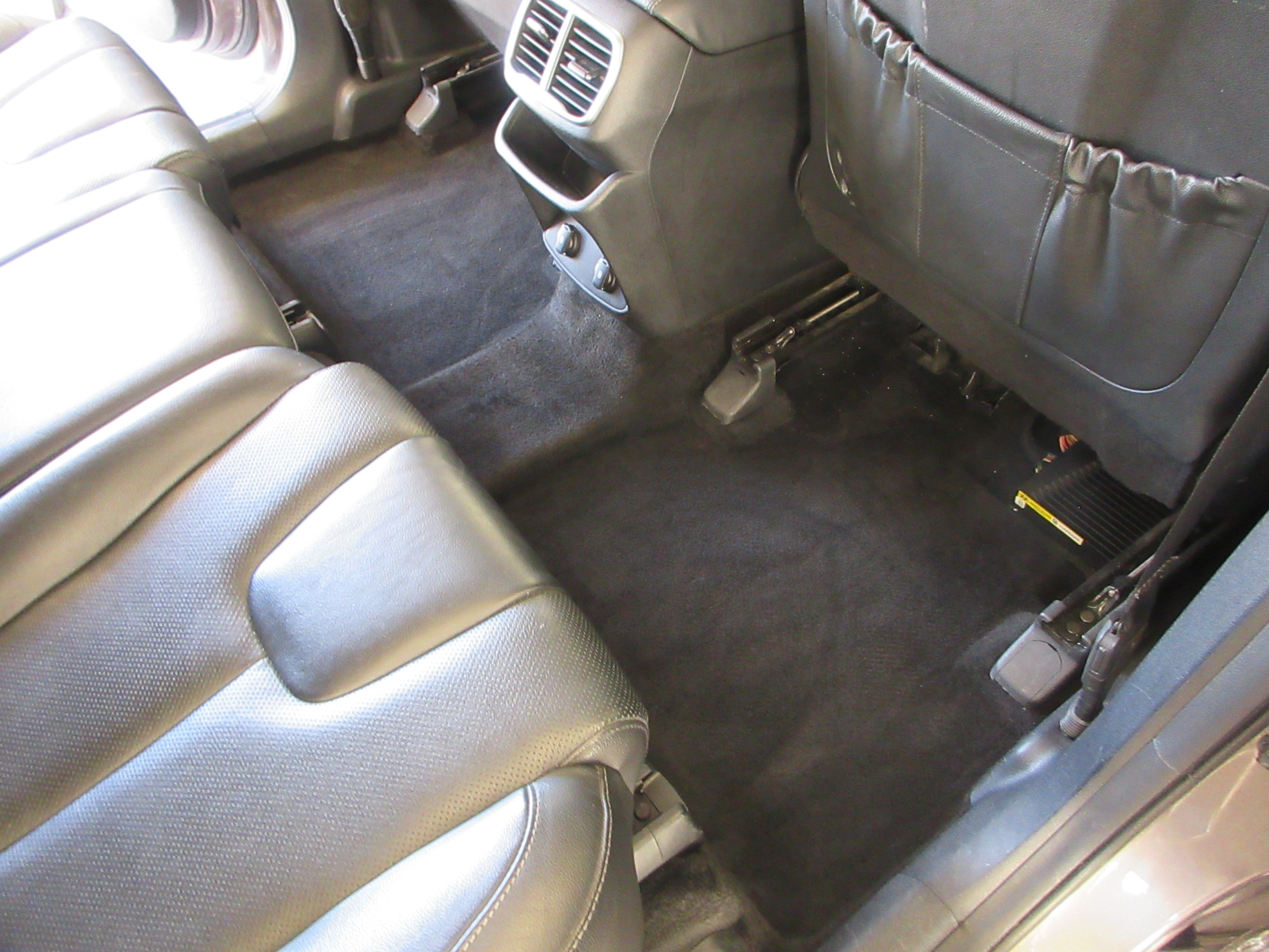 Used 2019 Earthy Bronze Hyundai Limited image 22