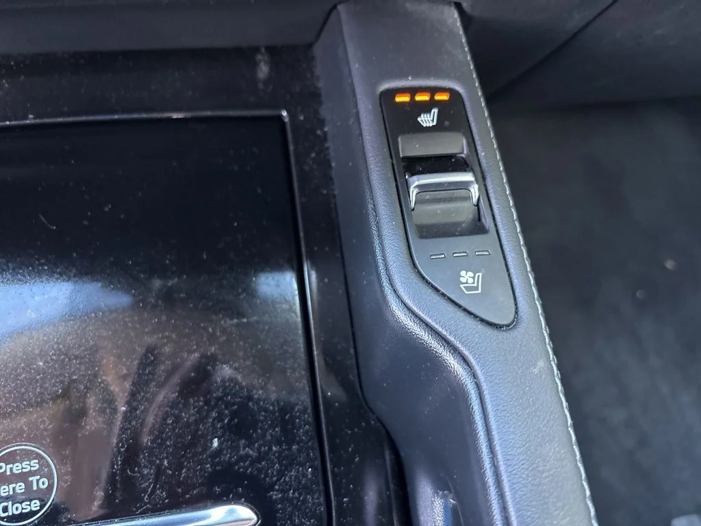 Used 2022 Gray Kia EX image 34