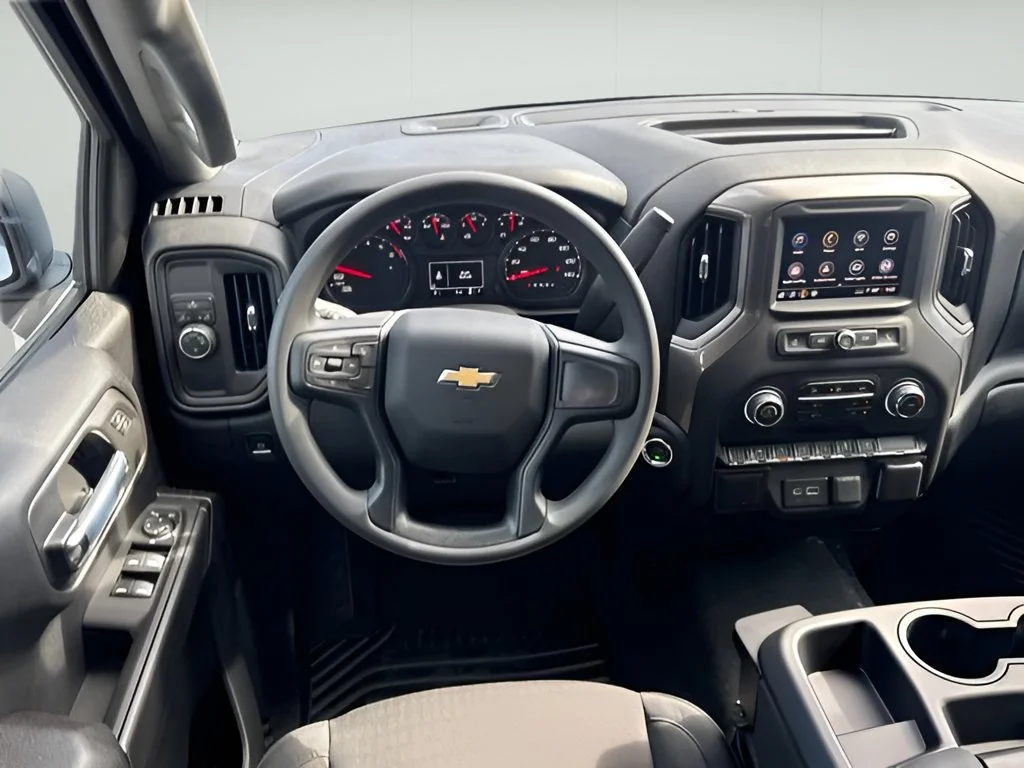 New 2026 Summit White Chevrolet Custom image 22