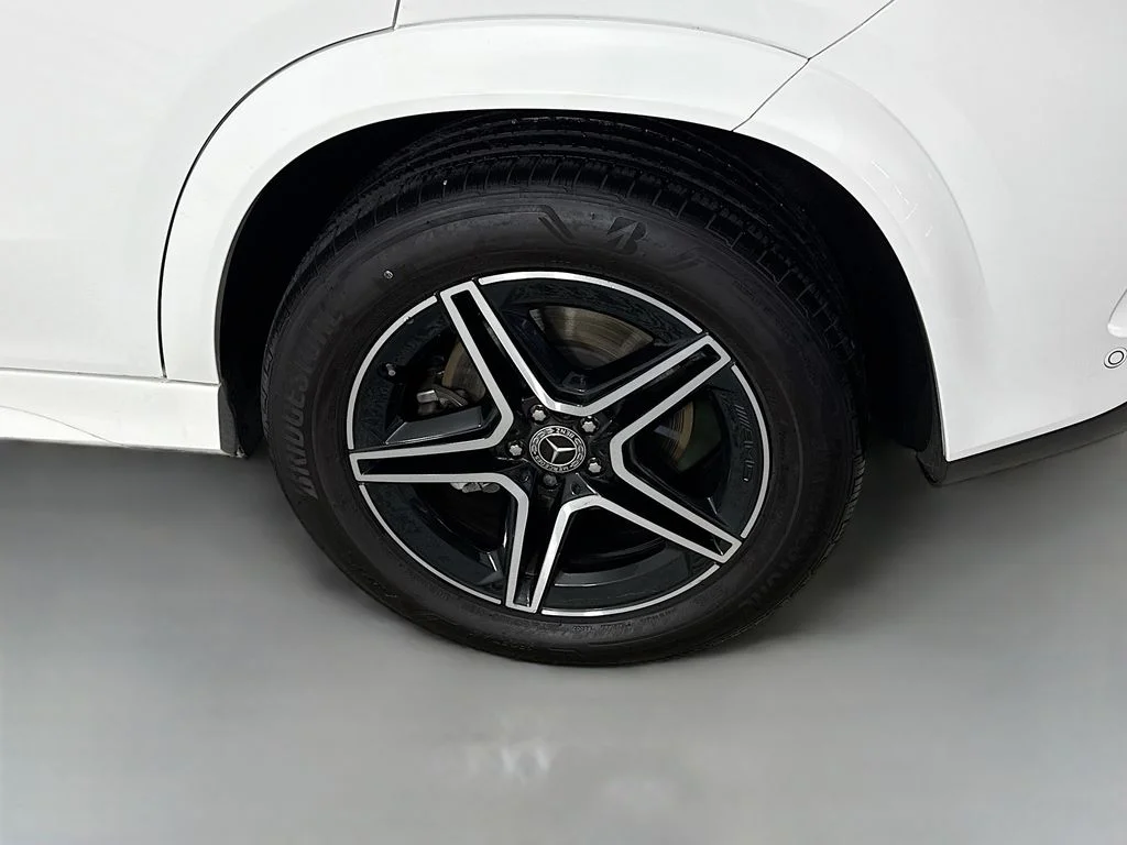 Certified Used 2025 Polar White Mercedes-Benz GLE 450e image 30
