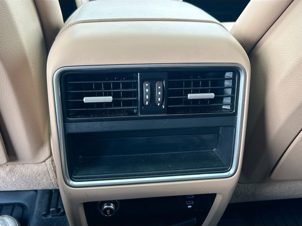 Used 2020 Black Porsche E-Hybrid image 31
