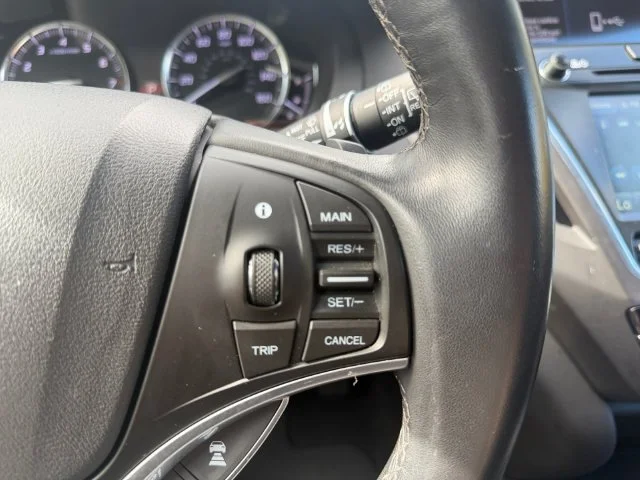 Certified Used 2020 White Acura 3.5L image 3