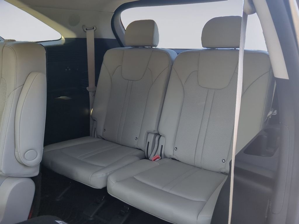 Used 2023 Aurora Black Kia SX Prestige image 20