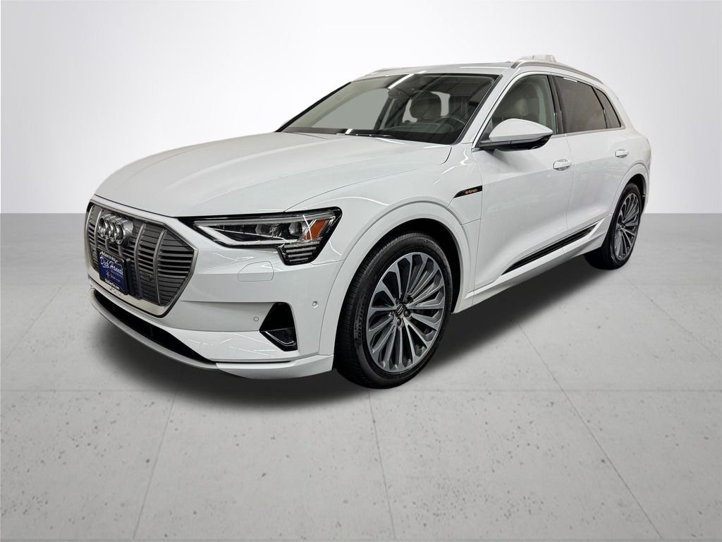 Used 2019 Audi e-tron Prestige with VIN WA1VABGE8KB020918 for sale in Gladstone, OR