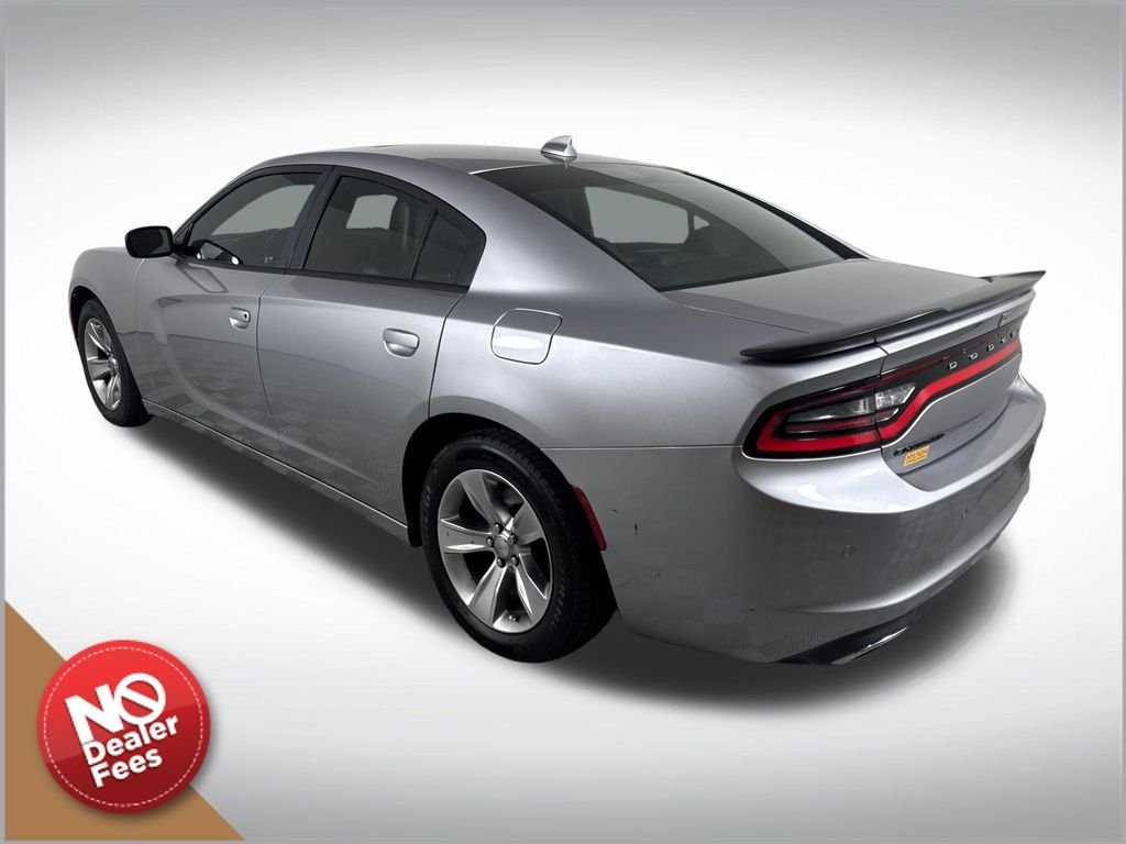 2016 Dodge Charger SXT - Photo 6