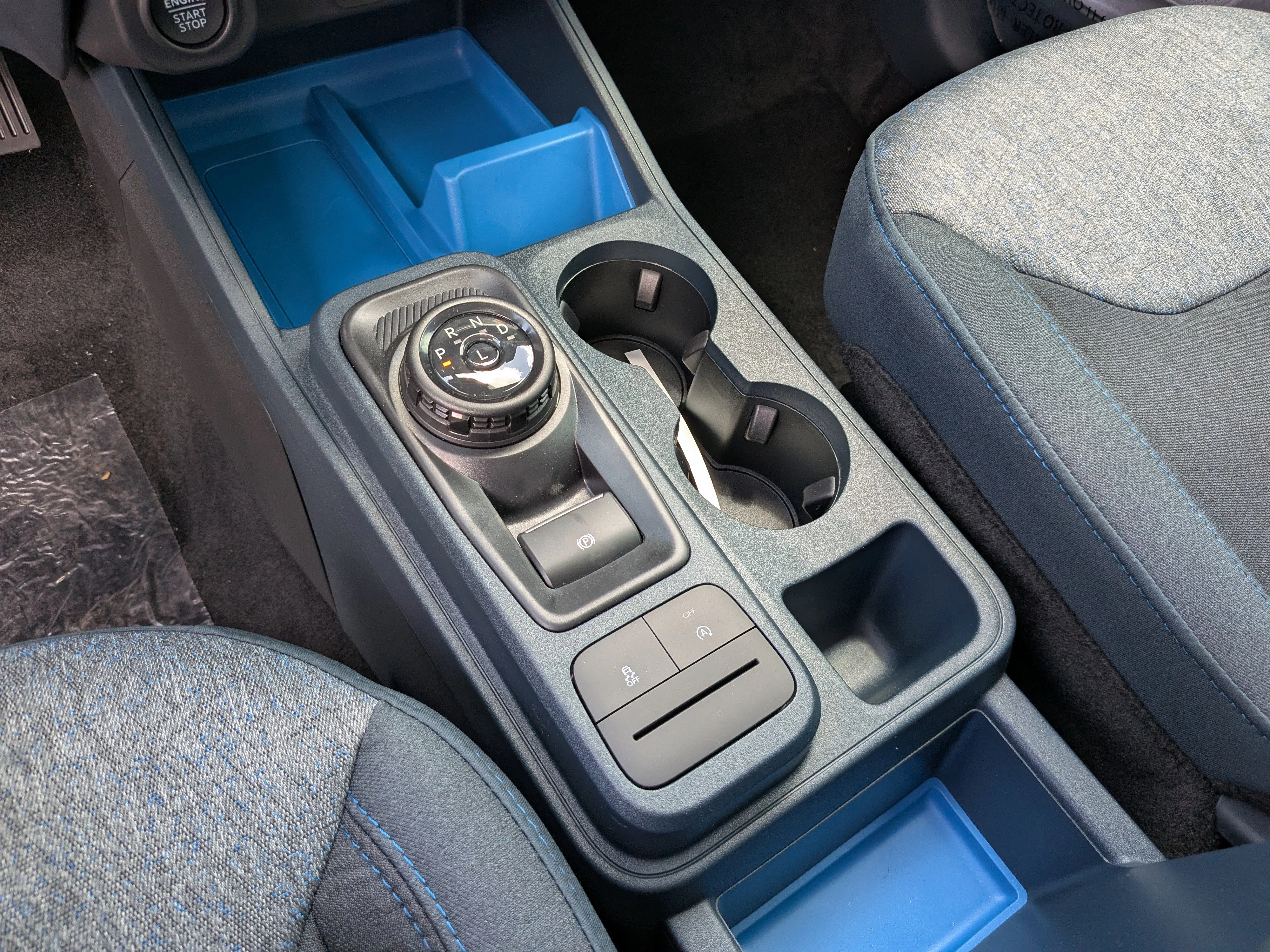 New 2026 Oxford White Ford XLT image 23