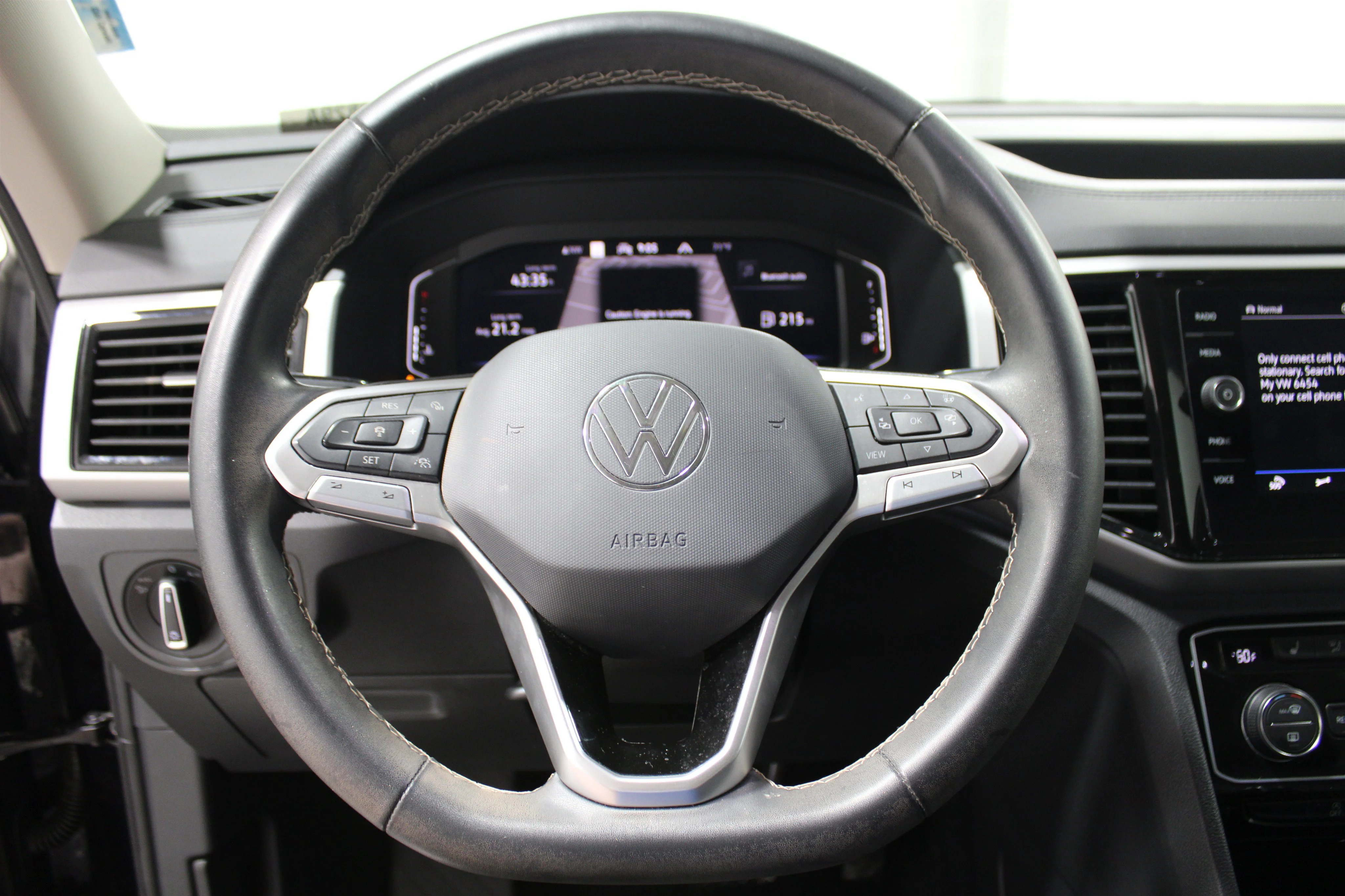2023 Volkswagen Atlas SEL - Photo 9