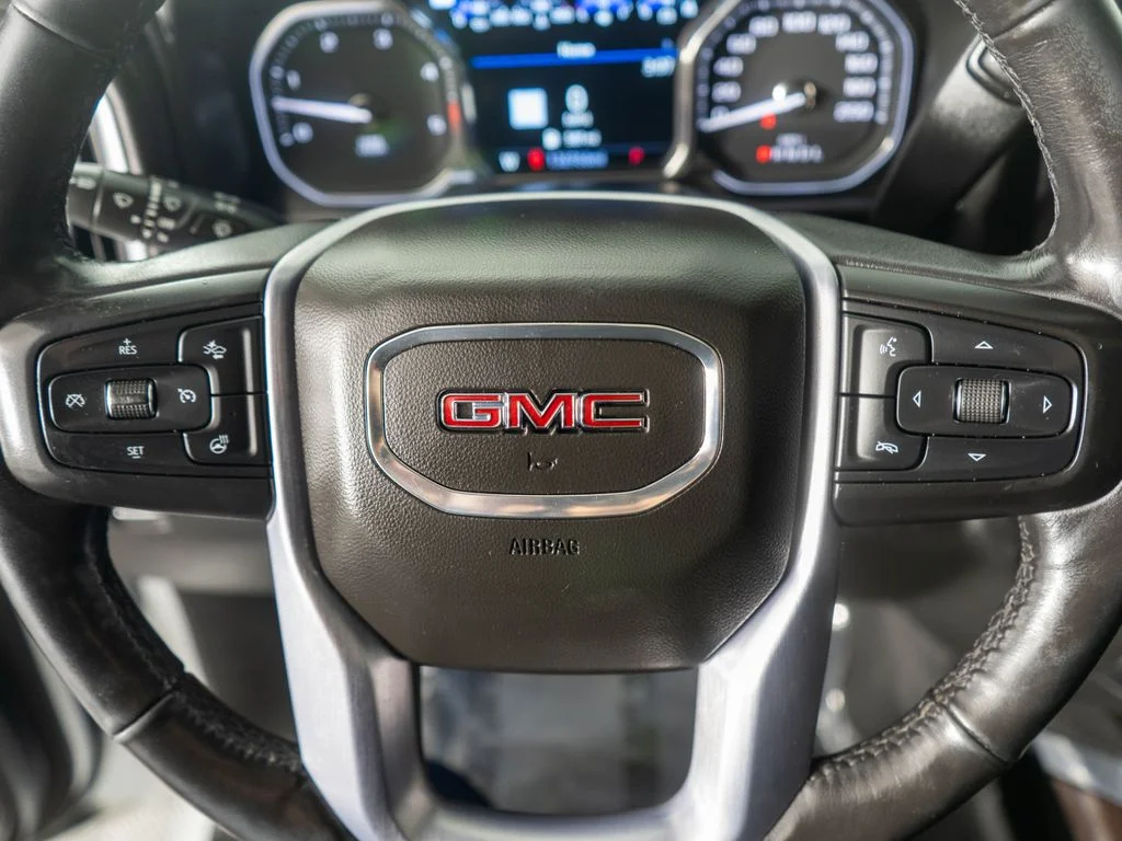 Used 2020 White GMC SLT image 16