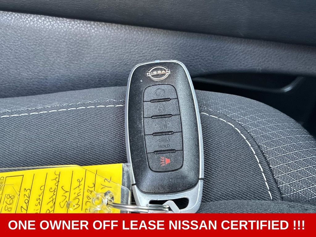 Used 2023 White Nissan SV image 9