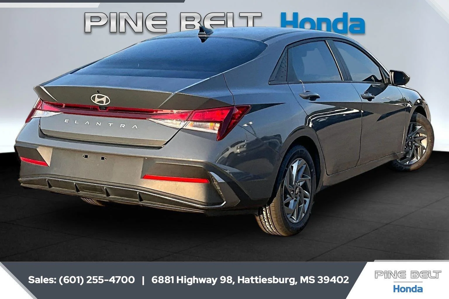 Used 2024 Ecotronic Gray Hyundai SEL image 11