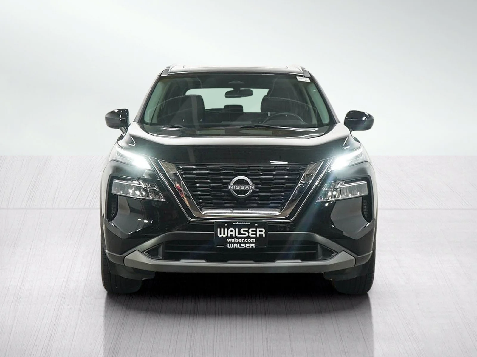 Used 2023 Super Black Nissan SV image 8