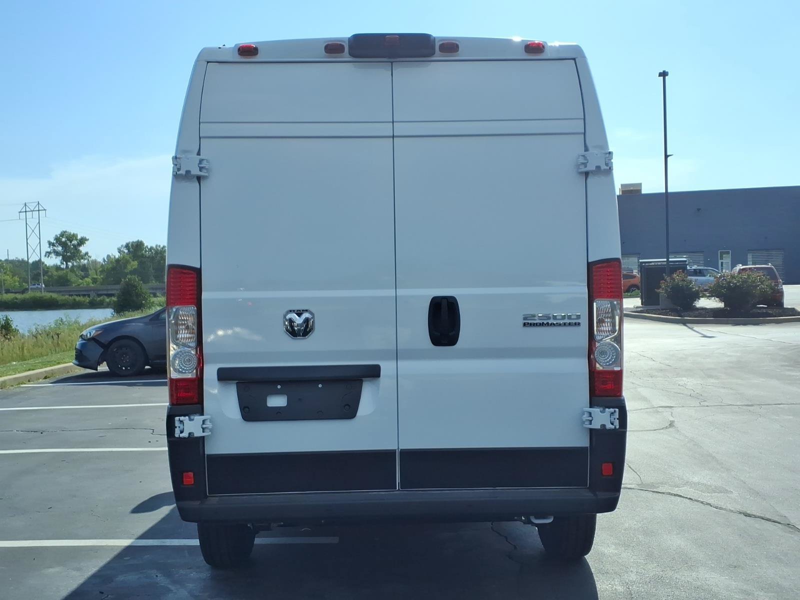 New 2026 Bright White Clearcoat Ram Tradesman image 18