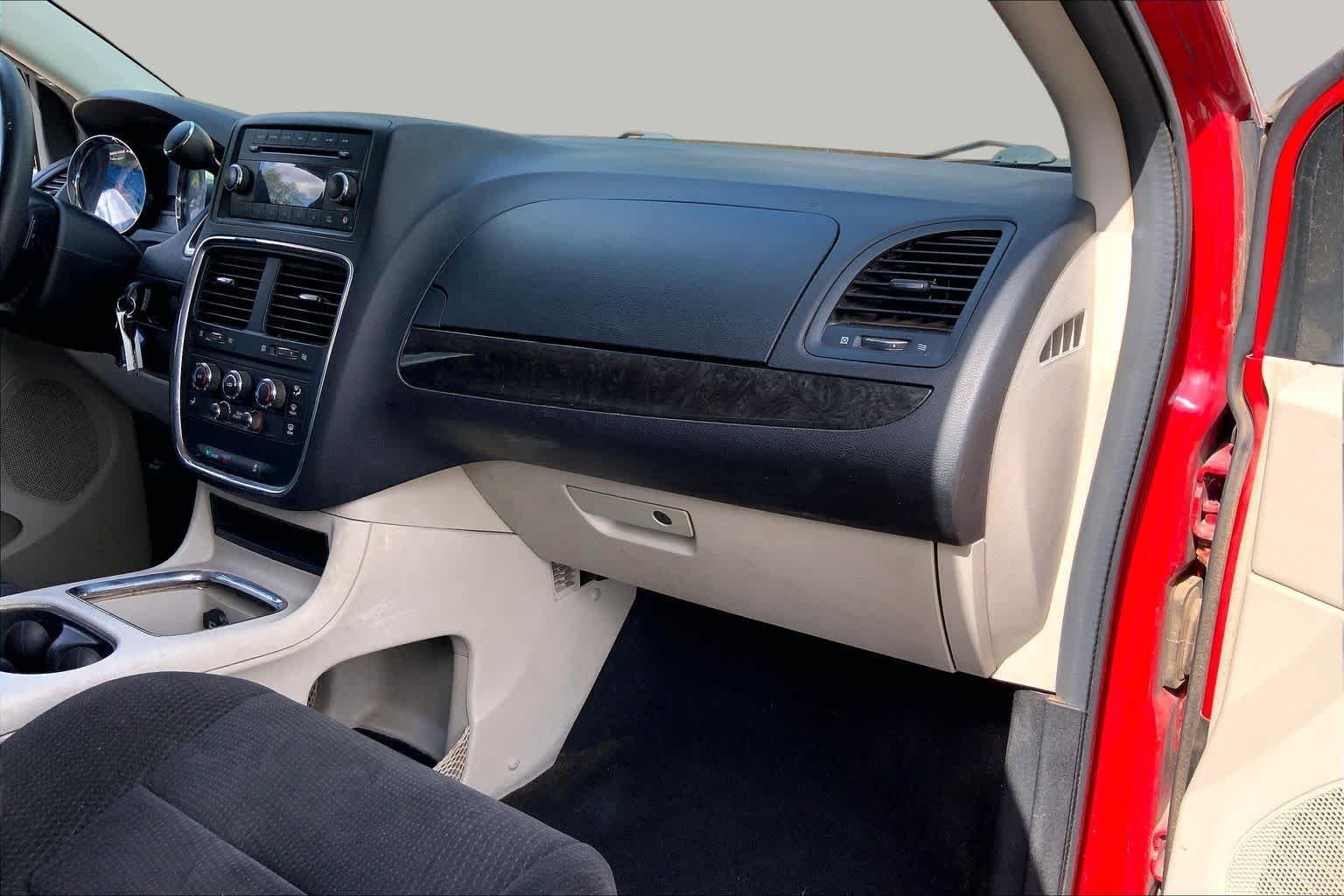 Used 2013 Redline Two-Coat Pearl Dodge SXT image 19