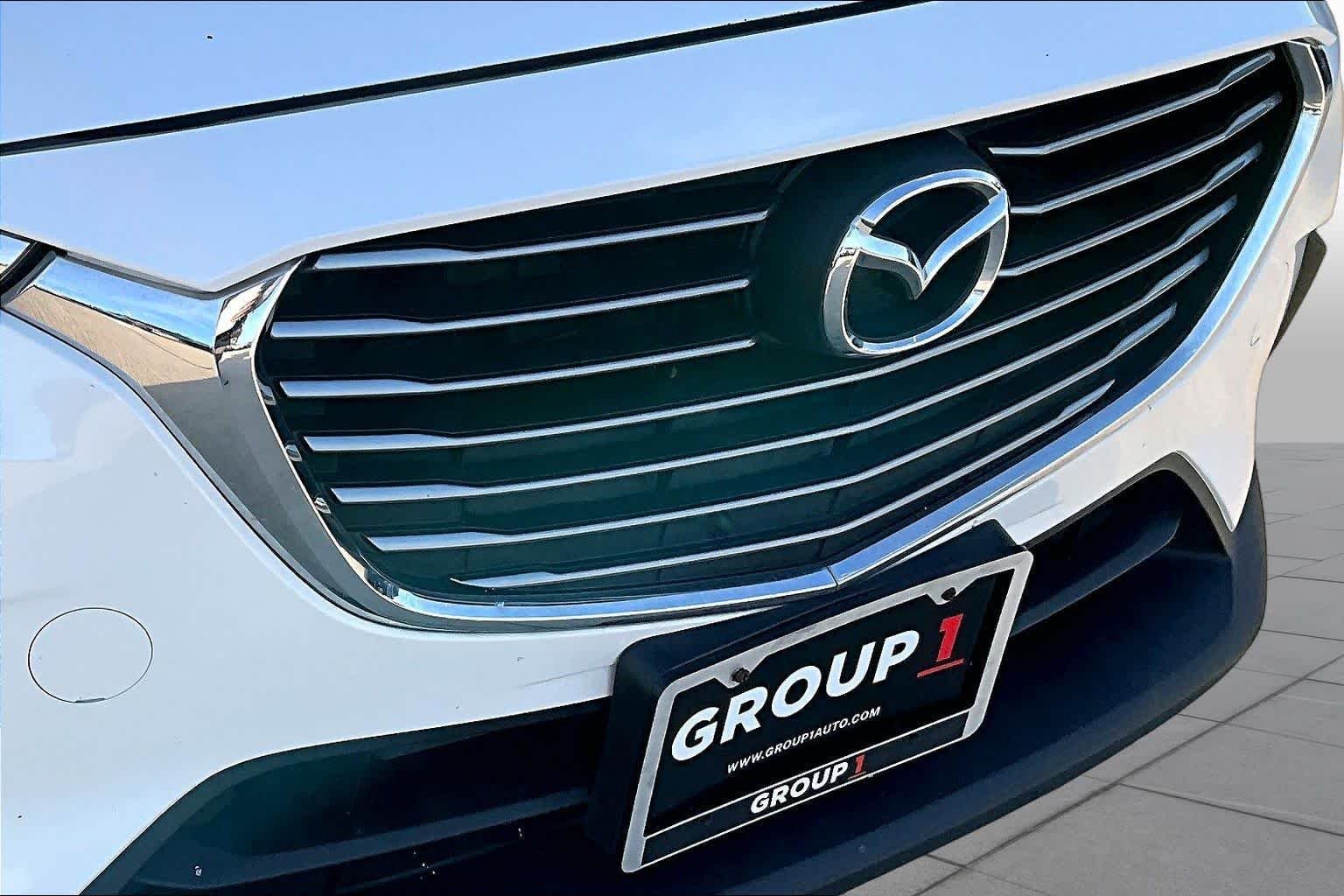 Used 2017 Crystal White Pearl Mica Mazda Grand Touring image 25
