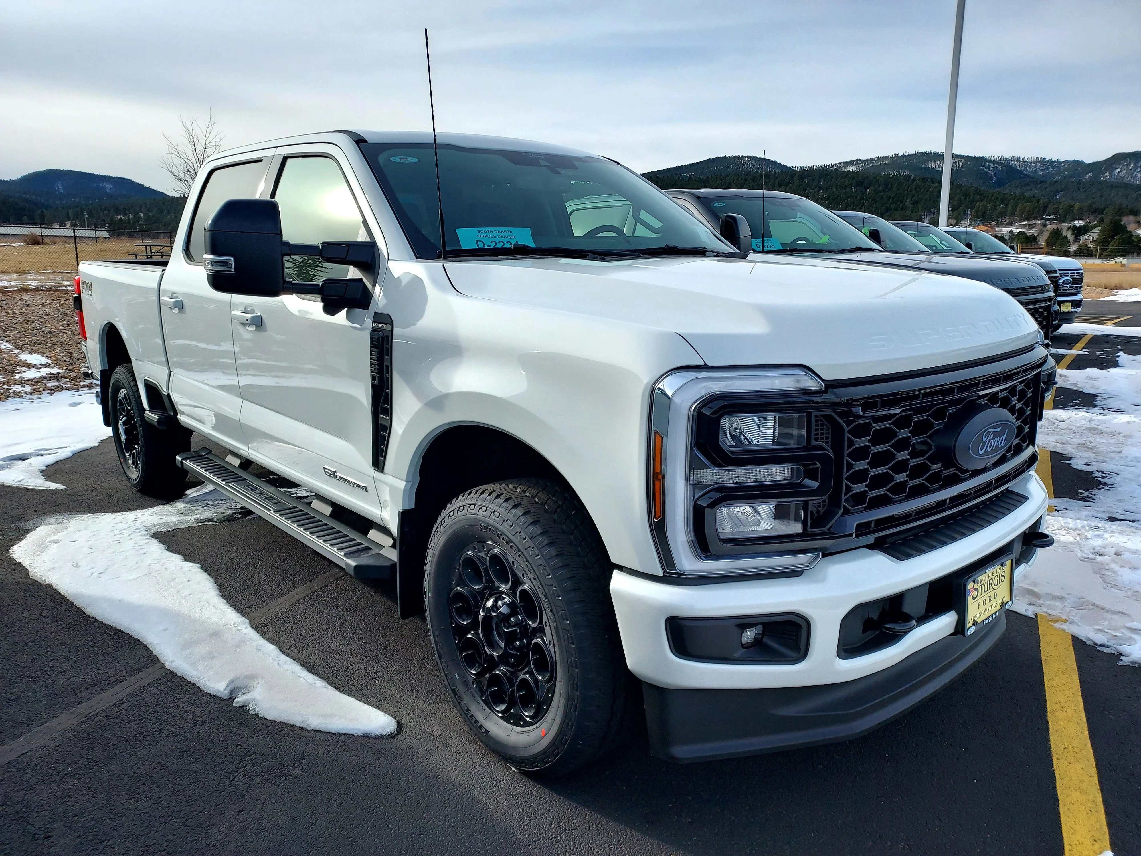 New 2026 Star White Metallic Tri-Coat Ford LARIAT image 10