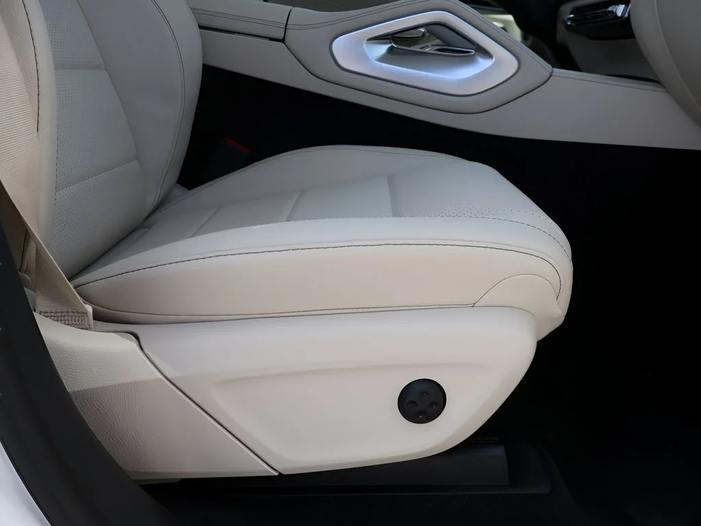 New 2026 Polar White Mercedes-Benz GLS 450 image 12