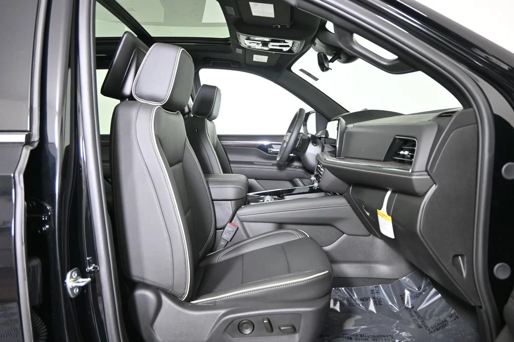 2026 Chevrolet Tahoe Premier - Photo 13