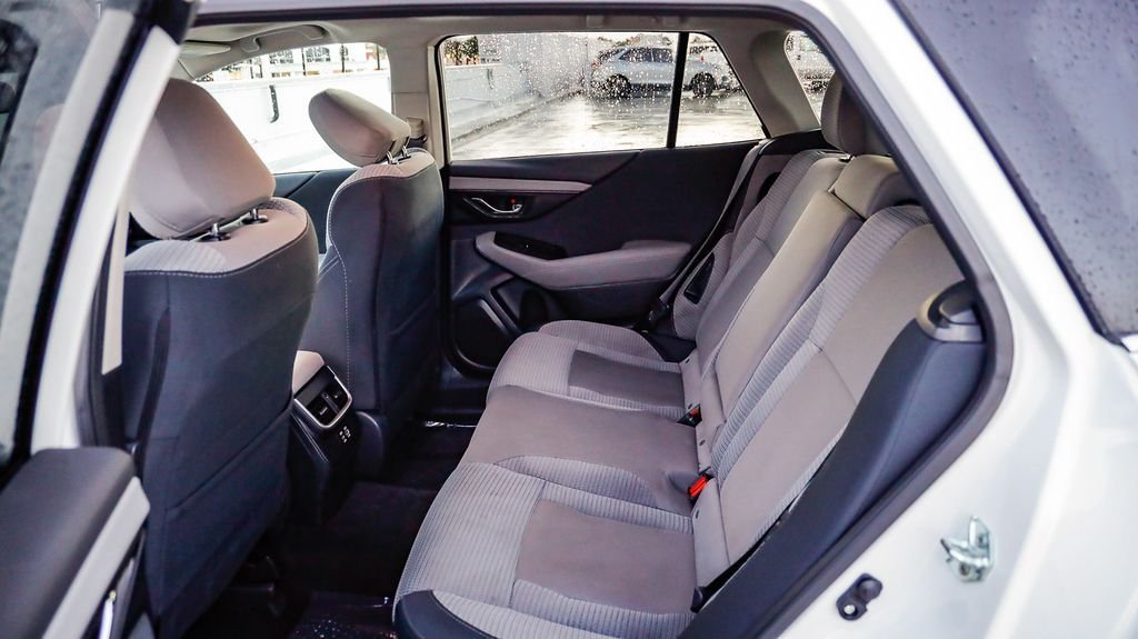 Used 2025 Crystal White Pearl Subaru Premium image 23