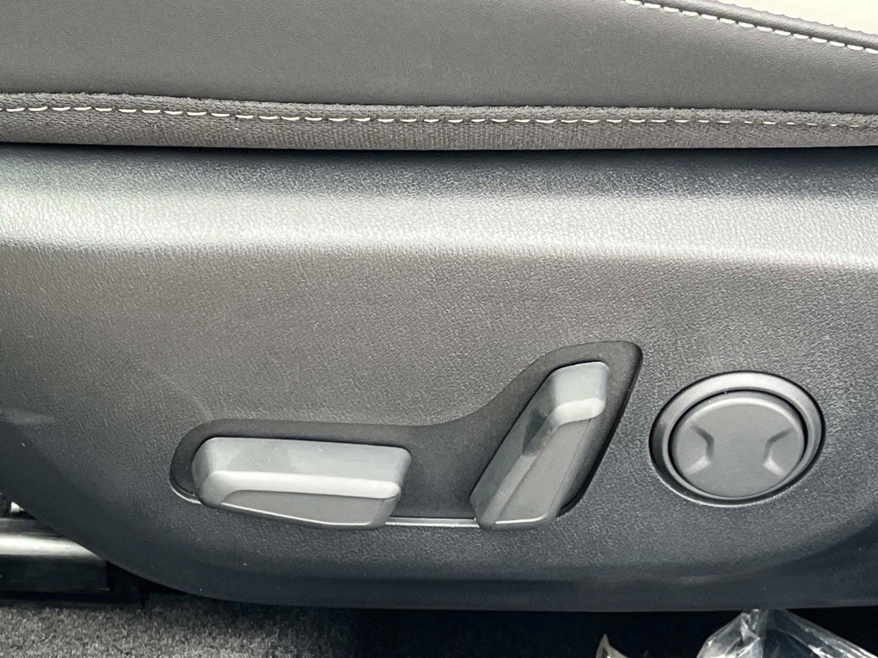 New 2025 Steel Gray Kia GT-Line Turbo image 25