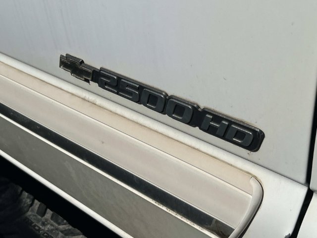 Used 2007 White Chevrolet LT image 5