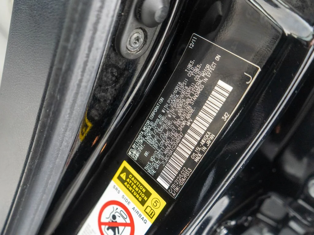 Used 2012 Black Lexus 450h image 34