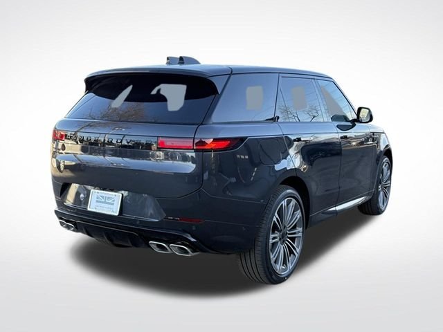New 2026 Carpathian Grey Land Rover Dynamic SE image 8
